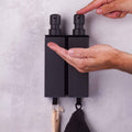 Zeepdispenser 2 reservoirs - Matzwart - Handen