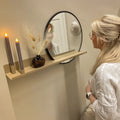 Wandplank candelo beige met spiegel en kaarsen 03
