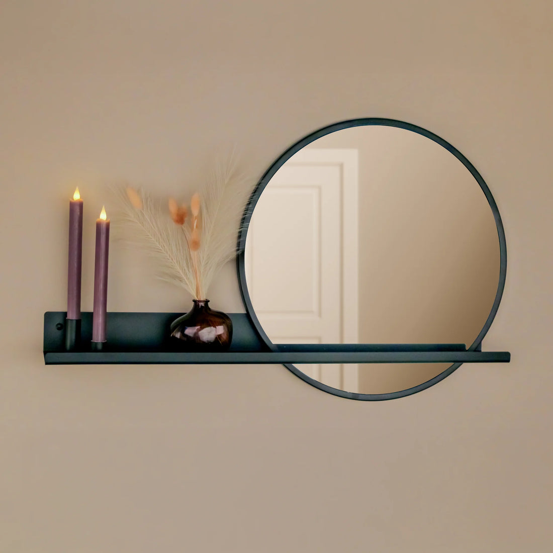 Wandplank candelo zwart met spiegel en kaarsen 02